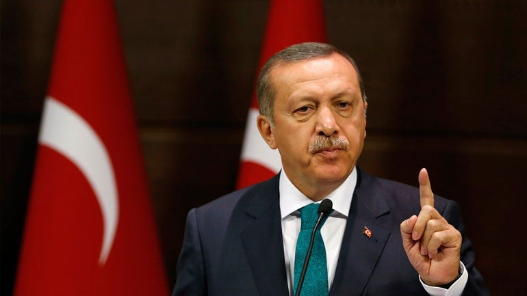 Ο Ερντογάν «υπέρμαχος της ελευθερίας του Τύπου» για άλλες χώρες